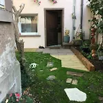 Le Rez De Jardin بيت ضيافة إلكيرك كرافونستاد