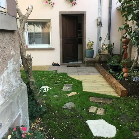 Le Rez De Jardin Vendégház Illkirch-Graffenstaden